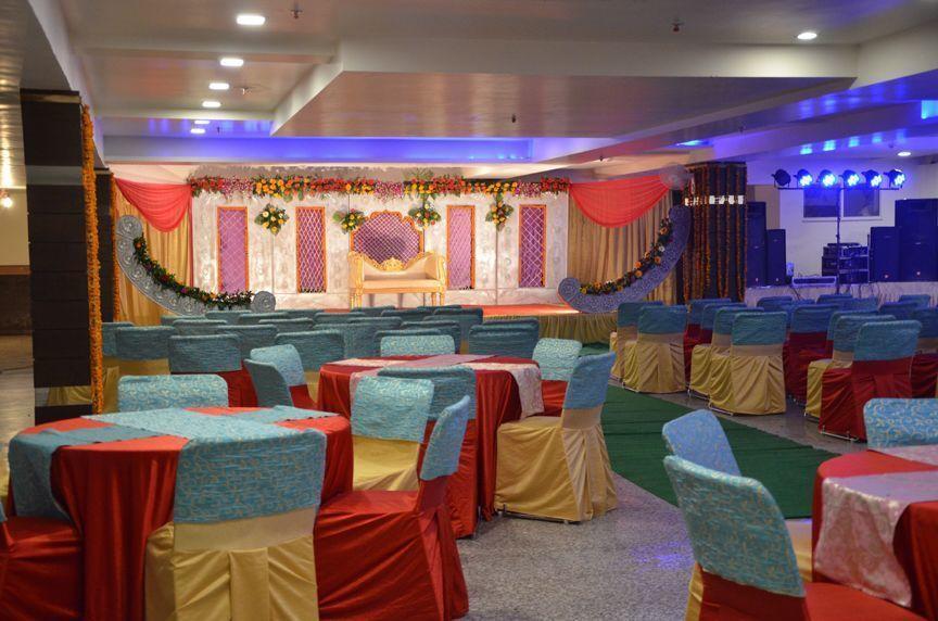 Hotel Krishna International Vrindāvan Esterno foto