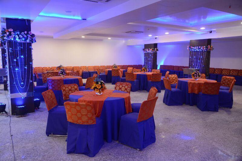 Hotel Krishna International Vrindāvan Esterno foto