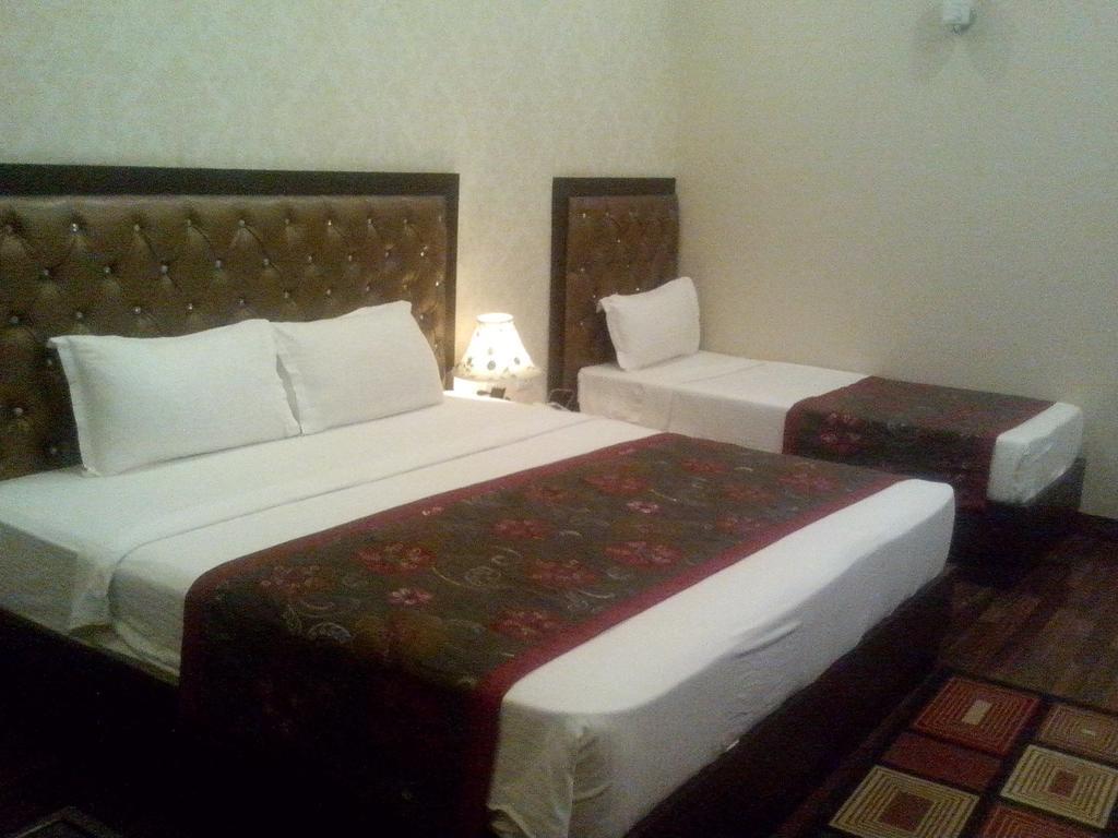 Hotel Krishna International Vrindāvan Camera foto