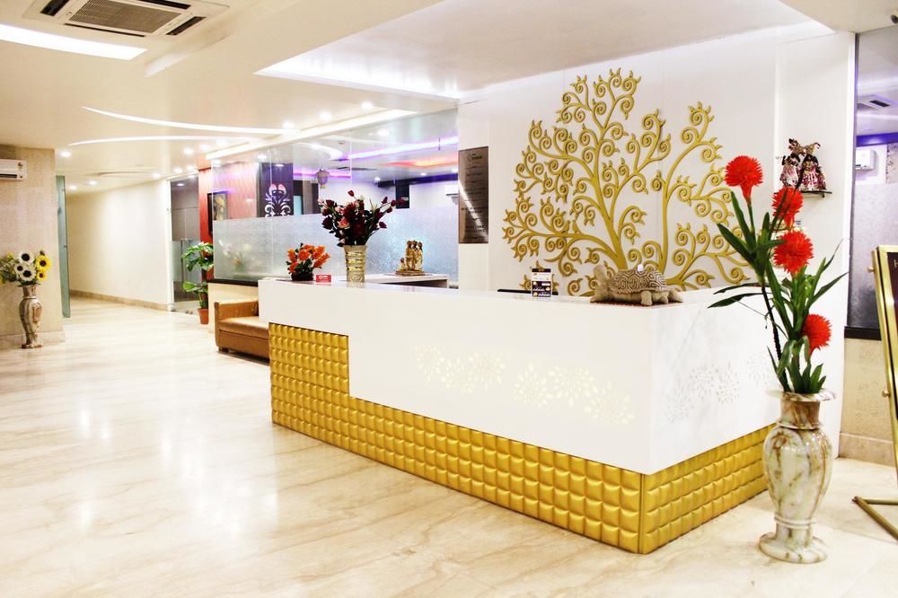 Hotel Krishna International Vrindāvan Esterno foto