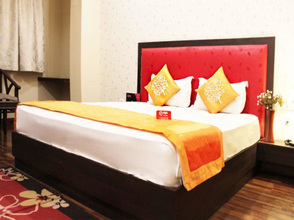 Hotel Krishna International Vrindāvan Esterno foto