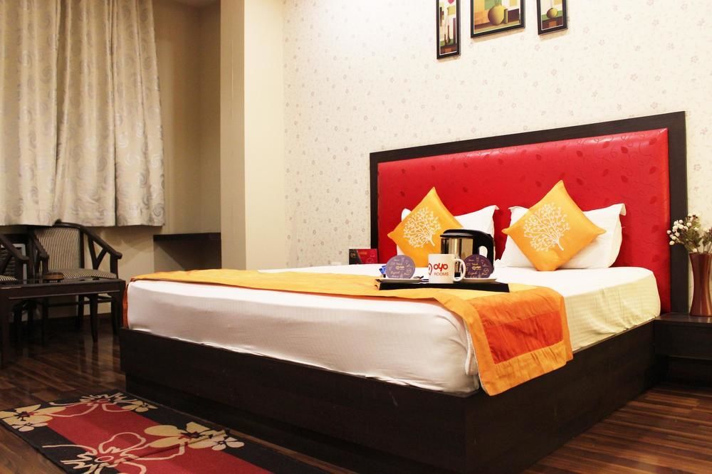 Hotel Krishna International Vrindāvan Esterno foto