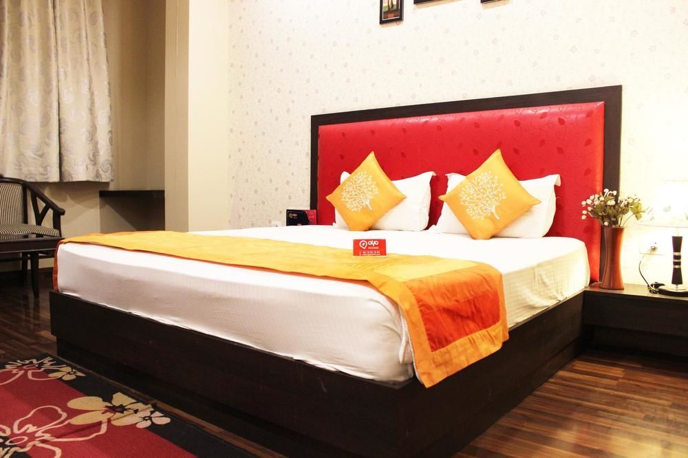 Hotel Krishna International Vrindāvan Esterno foto